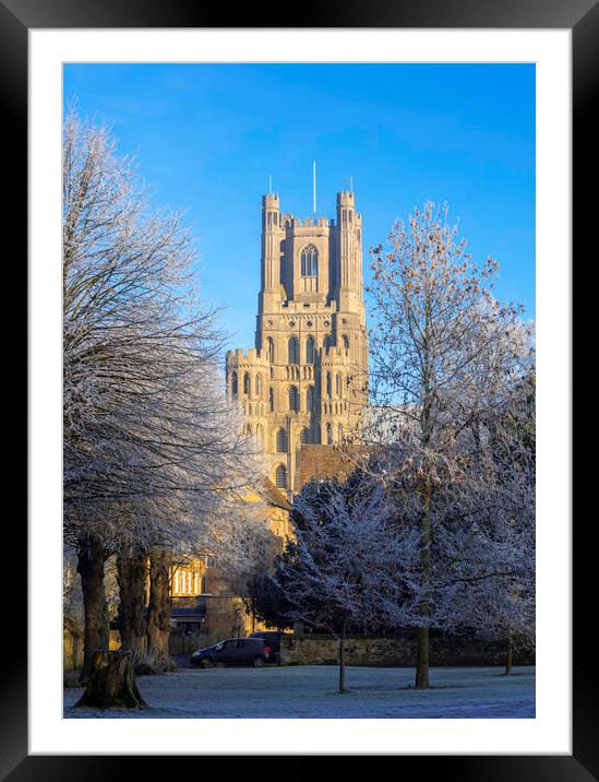 Frosty, misty morning in Ely, Cambridgeshire, 22nd January 2023 Framed Mounted Print by Andrew Sharpe