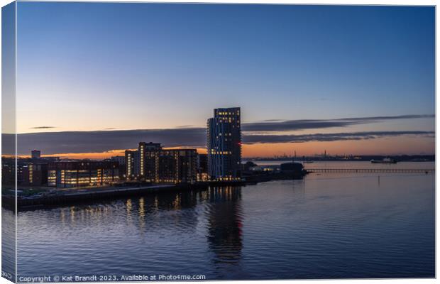 Blue hour sunrise over Woolston in Southampton Canvas Print by KB Photo