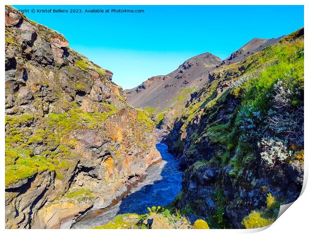 Dramatic Iceland landscape with Markarfljot canyon and river in the vincinity of Emstrur Botnar. Print by Kristof Bellens