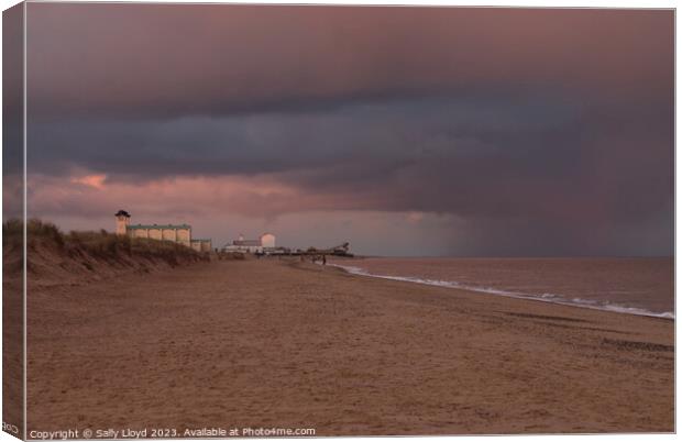 In the pink at Great Yarmouth, Norfolk Canvas Print by Sally Lloyd