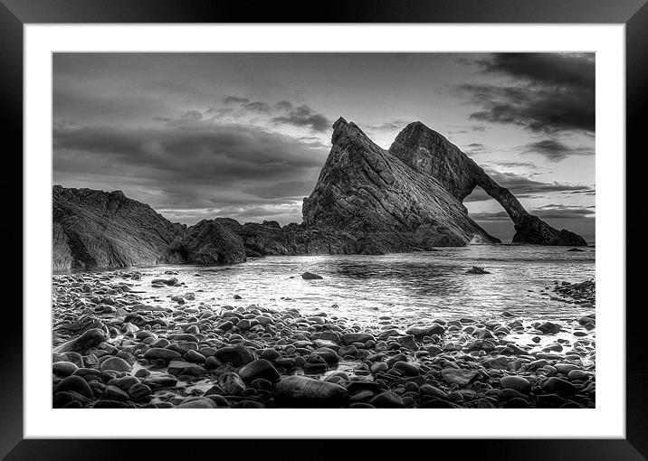 Bow Fiddle Rock Framed Mounted Print by Wayne Molyneux