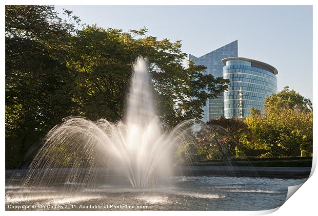 Brussels Fountain Print by Ian Collins