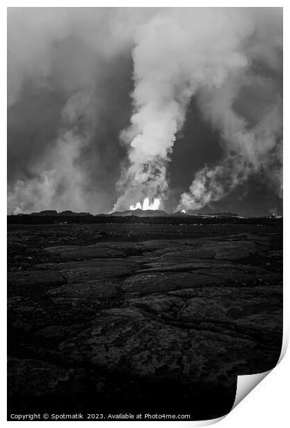 Aerial view of Icelandic active volcanic fissure eruption Print by Spotmatik 