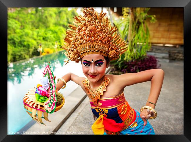 Portrait Indonesian Balinese young artistic dancer in costume Framed Print by Spotmatik 
