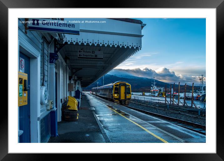 Kyle railway station Framed Mounted Print by Richard Smith