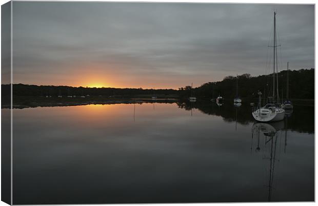Dawn on the Beaulieu River Canvas Print by Gary Eason