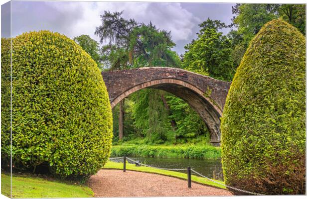 The Auld Brig Canvas Print by Valerie Paterson