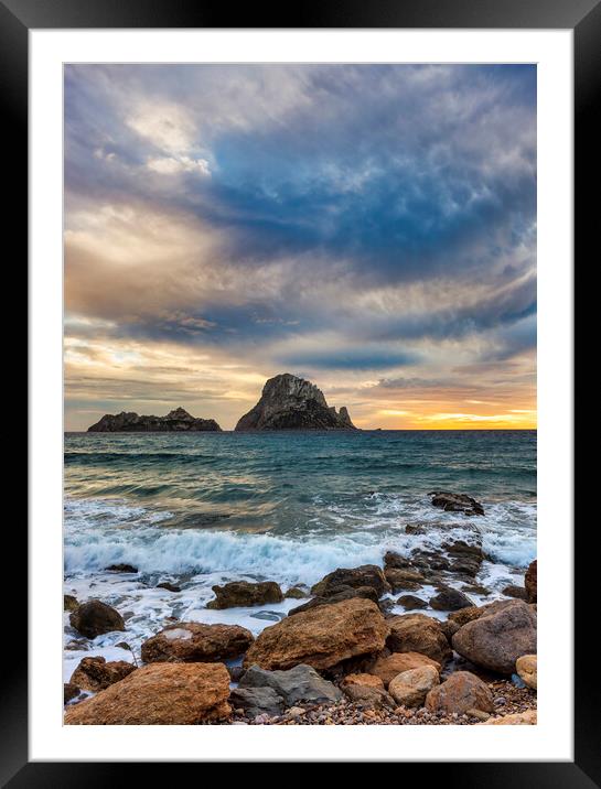 Photography with a multicolored sky at sunset with Es Vedra on the horizon Framed Mounted Print by Vicen Photo