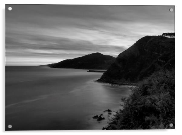 Photography with the Talai Mendi viewpoint in Zarautz in black and white Acrylic by Vicen Photo