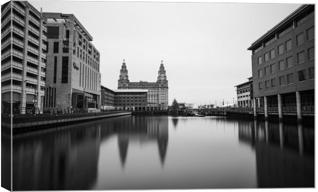 Liver Building reflecting in Princes Dock Canvas Print by Jason Wells
