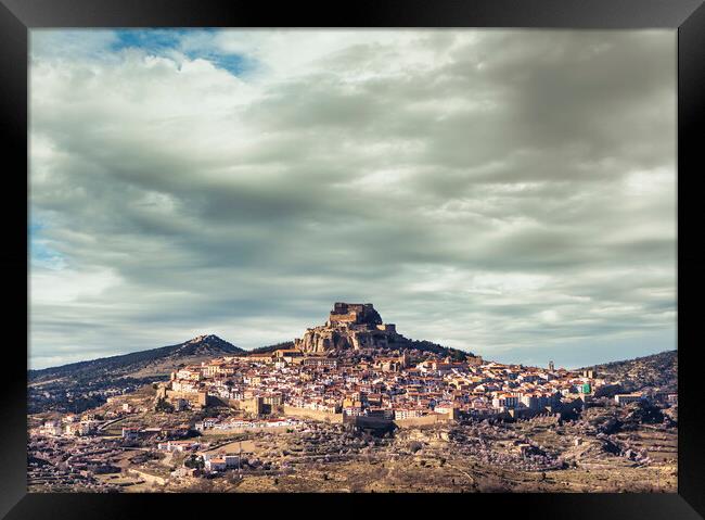 Photography with the town of Morella under a cloudy sky Framed Print by Vicen Photo