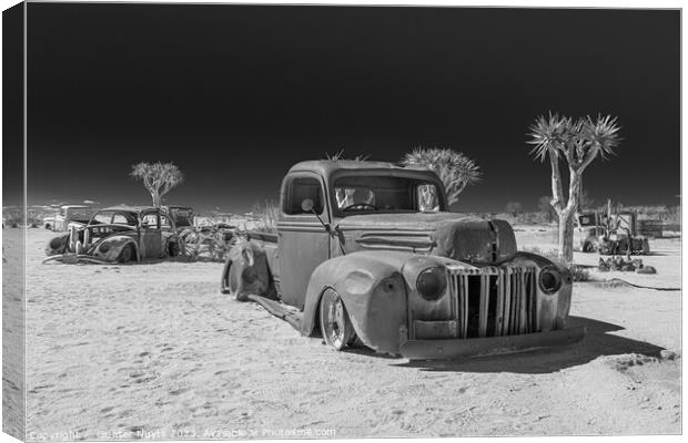 Abandoned car in Namibia Canvas Print by Gunter Nuyts