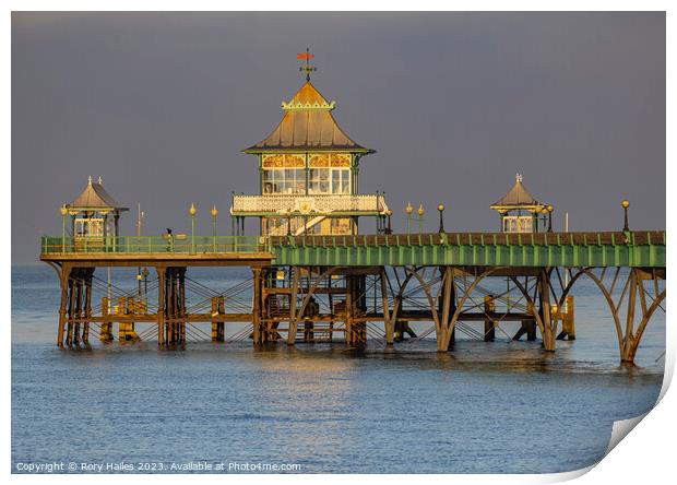 Clevedon Pier at high tide Print by Rory Hailes