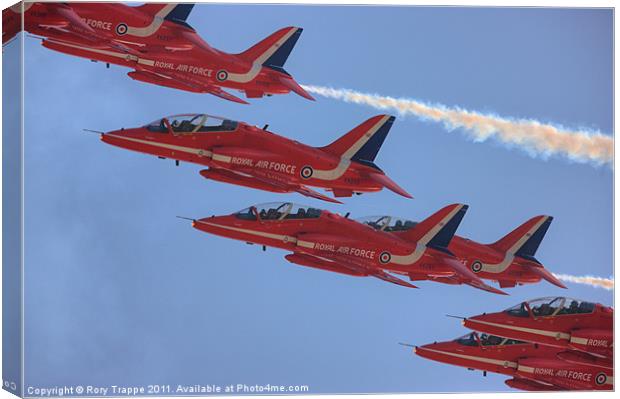 The Red Arrows Canvas Print by Rory Trappe