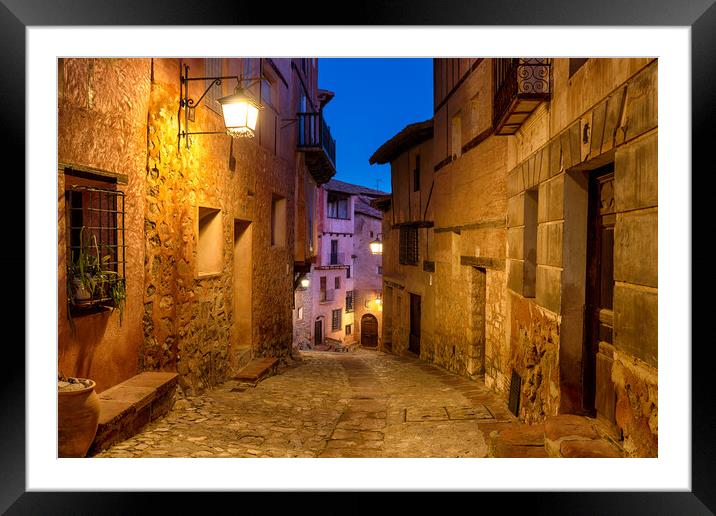 Cobbled streets and stunning Medieval houses at Albarracin Framed Mounted Print by Helen Hotson