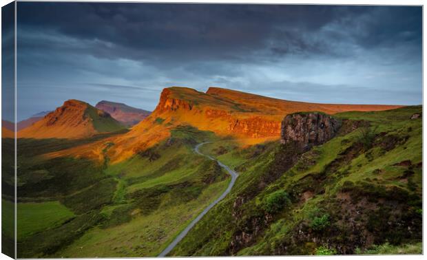 Majestic Sunrise at Quiraing Canvas Print by Steve Smith