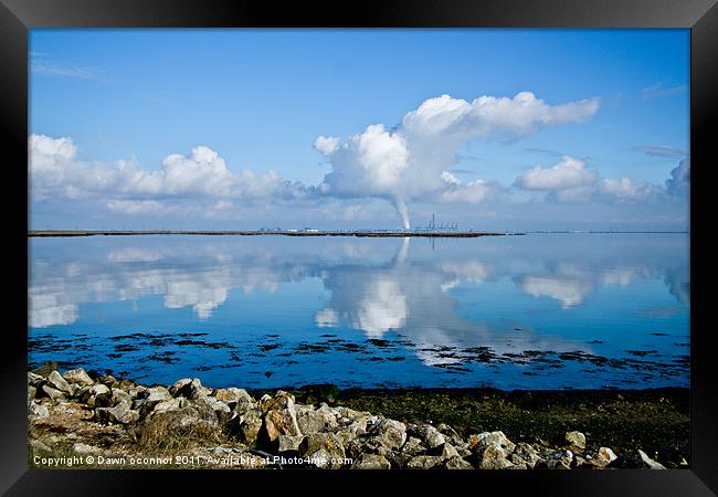 River Medway Framed Print by Dawn O'Connor