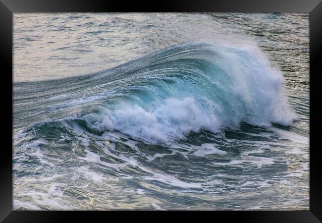 Curling wave Framed Print by kelly Draper