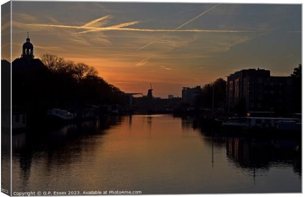 Sunrise on an Amsterdam canal Canvas Print by Random Railways