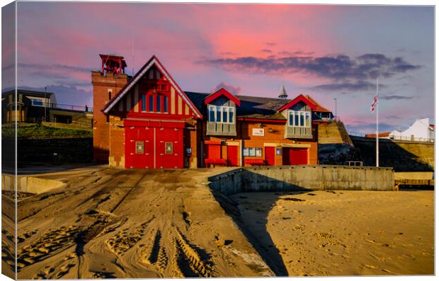 Cullercoats RNLI Canvas Print by Steve Smith