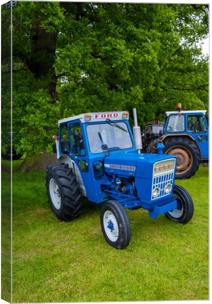 Ford 3000 Tractor Canvas Print by Steve Smith