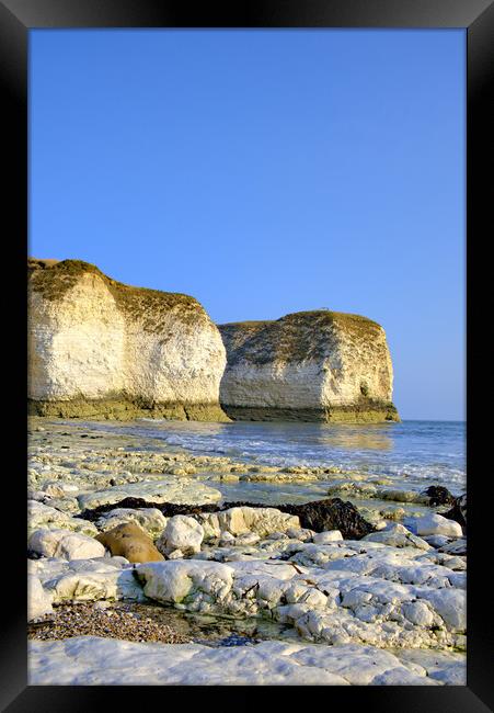 Selwicks Bay Flamborough East Yorkshire Framed Print by Steve Smith