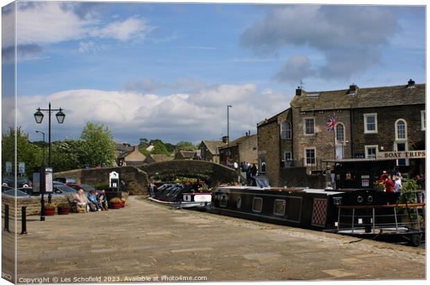 Skipton canal  Yorkshire dales  Canvas Print by Les Schofield