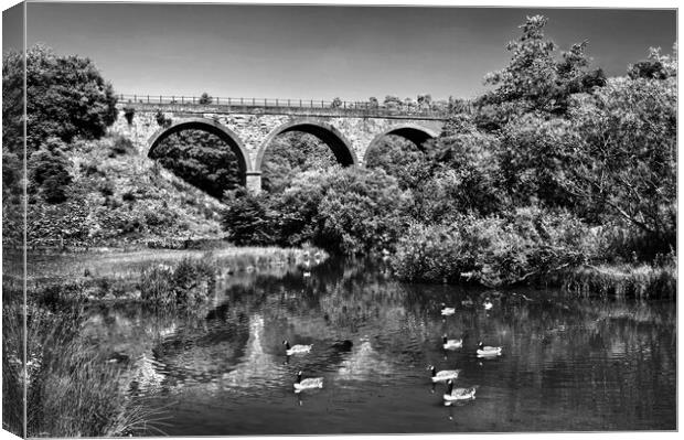 Headstone Viaduct & River Wye, Monsal Dale, Peak District Canvas Print by Darren Galpin