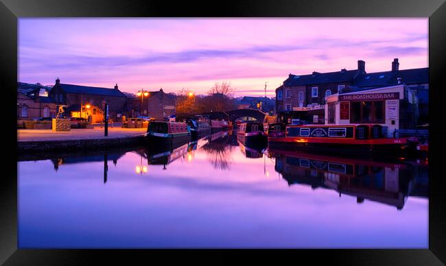 Leeds Liverpool Canal Skipton Framed Print by Tim Hill