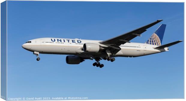 United Airlines Boeing 777 Panorama         Canvas Print by David Pyatt