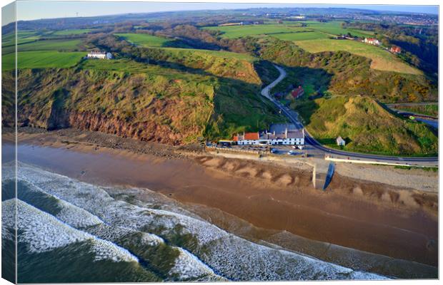 Saltburn By The Sea  Canvas Print by Steve Smith