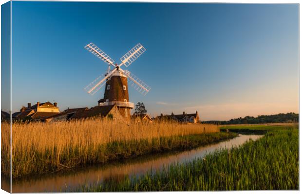 Cley-next-the-Sea Windmill, Norfolk Canvas Print by David Ross