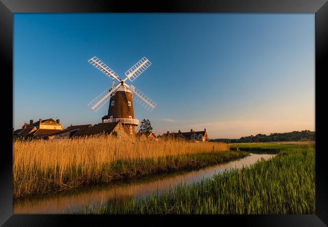 Cley-next-the-Sea Windmill, Norfolk Framed Print by David Ross