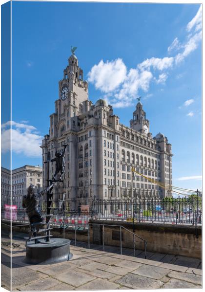 Liverpool Blitz Memorial and Royal Liver Building Canvas Print by Dave Wood