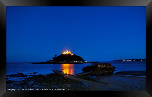 St Michaels Mount Cornwall Framed Print by Les Schofield