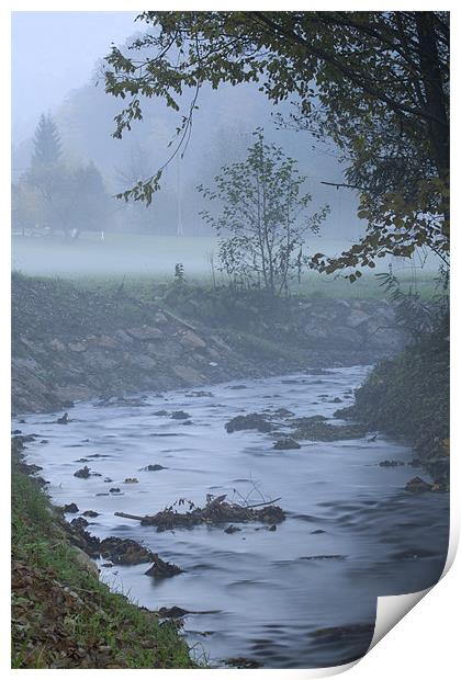 Autumn mist Print by Ian Middleton