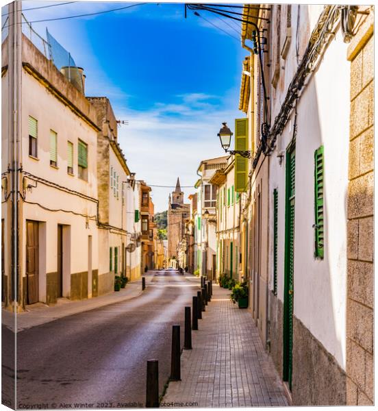 Street in Felanitx on Mallorca Canvas Print by Alex Winter