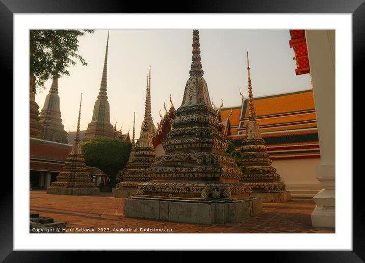 First stupas at Phra Chedi Rai in Wat Pho temple c Framed Mounted Print by Hanif Setiawan