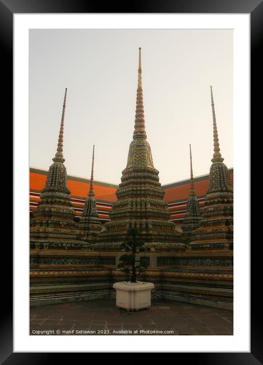 Second stupa group at Phra Chedi Rai in Wat Pho te Framed Mounted Print by Hanif Setiawan