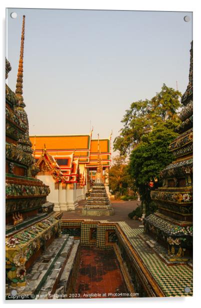 Third sidewalk view of Chedis at Wat Pho. Acrylic by Hanif Setiawan