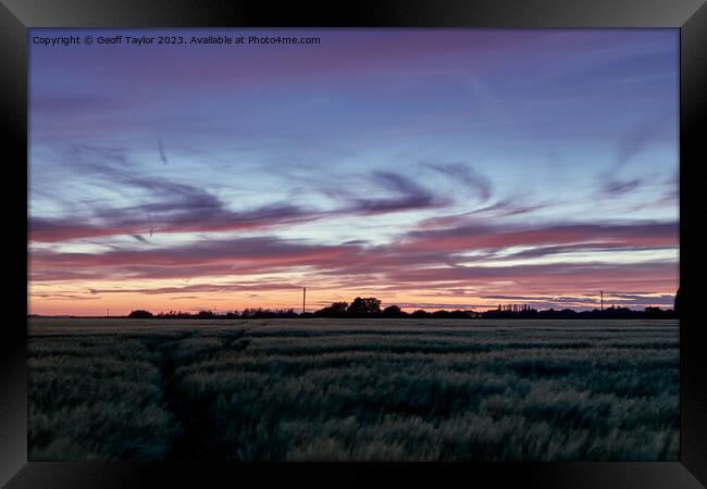 Patterns in the sky Framed Print by Geoff Taylor
