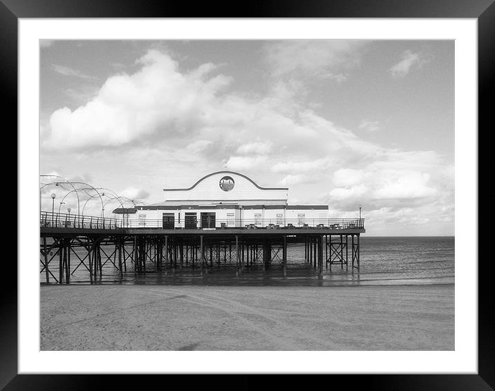 Cleethorpes Pier Framed Mounted Print by Sarah Couzens