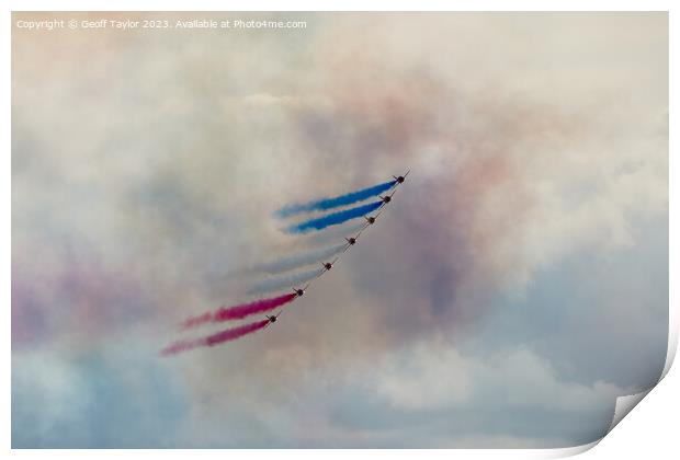 Red arrows Print by Geoff Taylor