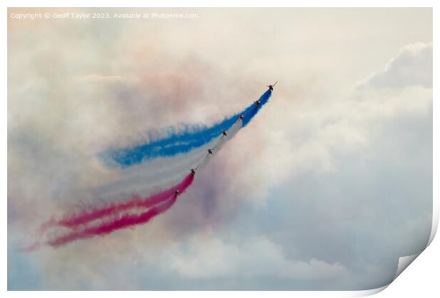 Red arrows Print by Geoff Taylor