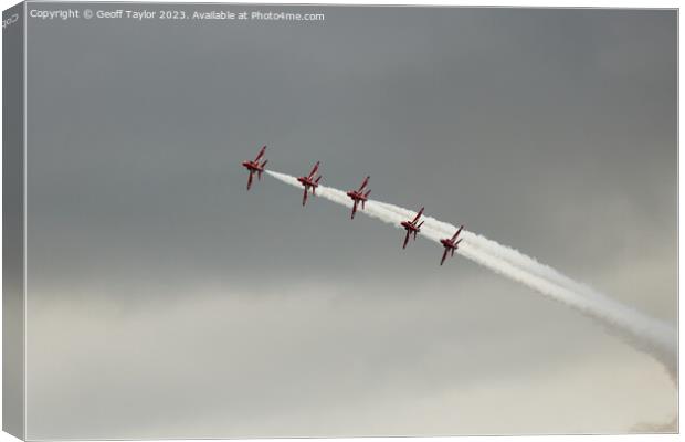 Red arrows Canvas Print by Geoff Taylor