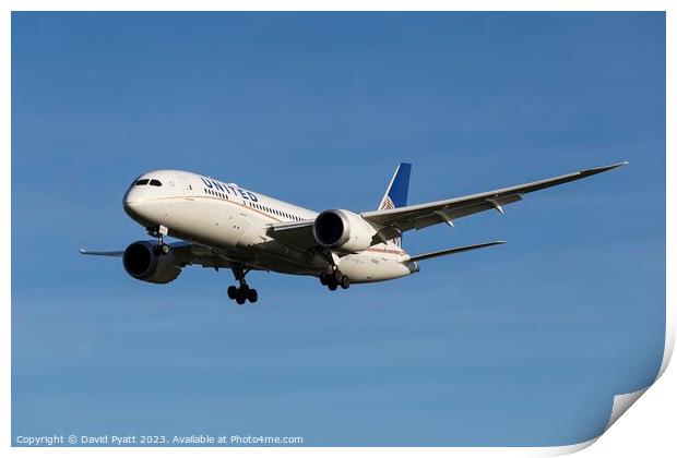 United Airlines Boeing 787-8   Print by David Pyatt