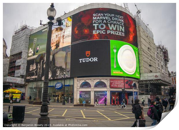 London Piccadilly Circus Print by Benjamin Brewty