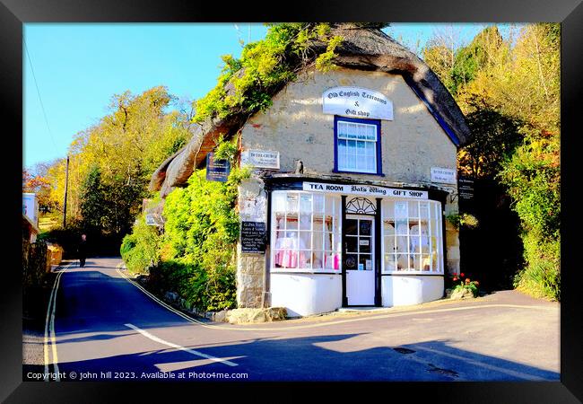 Thatched Tea rooms, Godshill. Framed Print by john hill