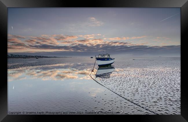 Thorpe Bay moored boat at sunrise  Framed Print by Graeme Taplin Landscape Photography