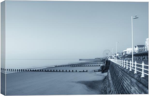 Bridlington Seafront Canvas Print by Steve Smith